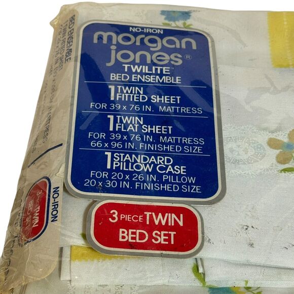 Vintage Twin Fitted & Flat Sheet & Pillowcase Morgan Jones Delicate Flowers - Picture 3 of 7